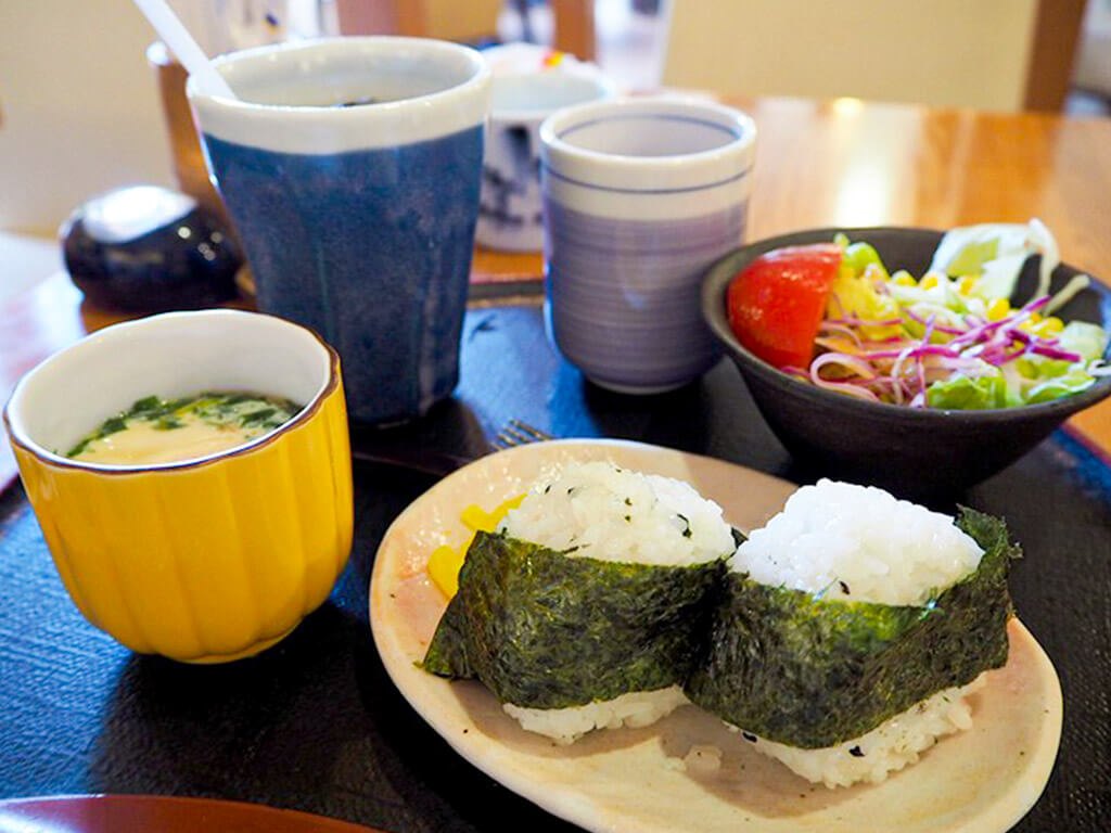 A traditional Japanese styled Morning Service at Hanagoyomi.