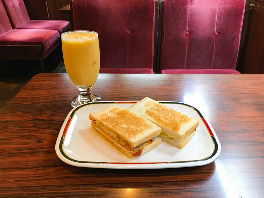 Ham egg toast as your Morning Service at Konparu. 