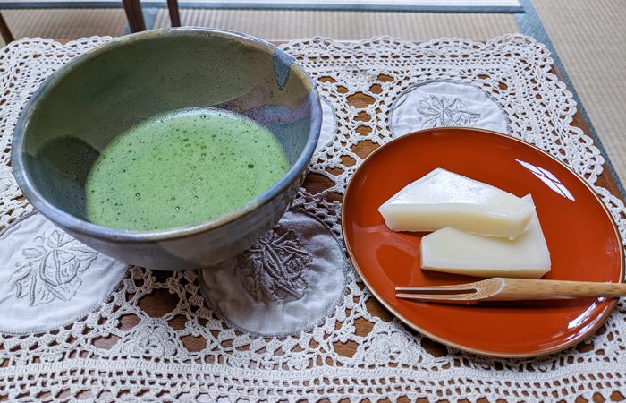 Matcha bowl and sweet set